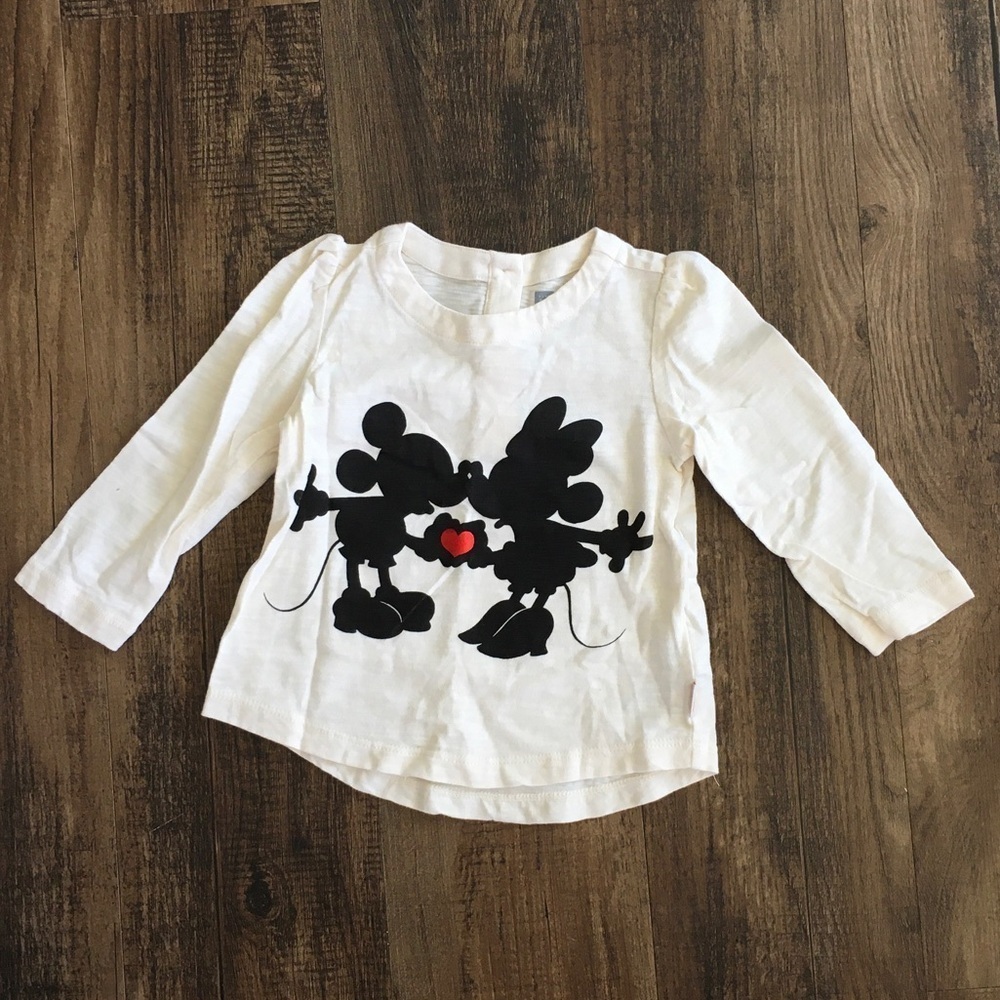 GAP Baby girl Cream Long Sleeve Shirt with Black and Red Graphic